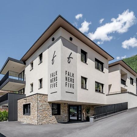 Falkners Five Oetz Bagian luar foto